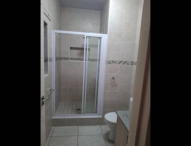 2 BEDROOM PROPERTY TO RENT IN VICTORY PARK